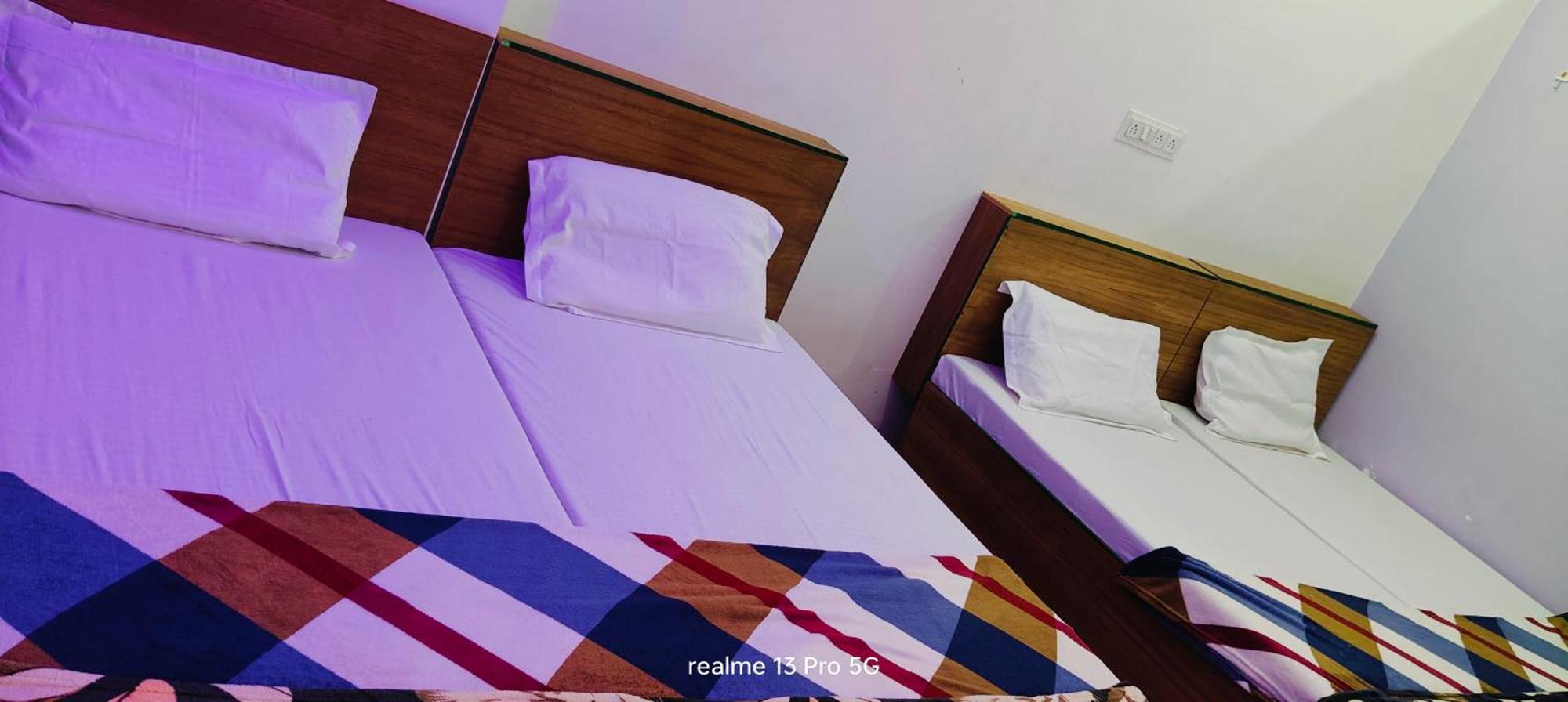 Homestay Shiv Shakti - 